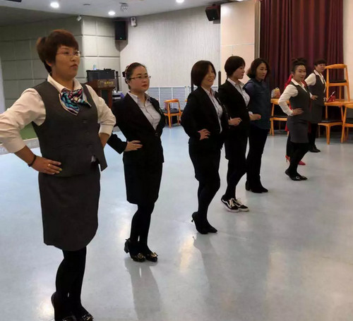 烟台孙周口腔礼仪学习5