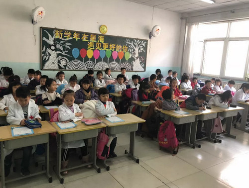 孙周口腔到星海艺校参加“家长进课堂”爱牙护牙知识讲座